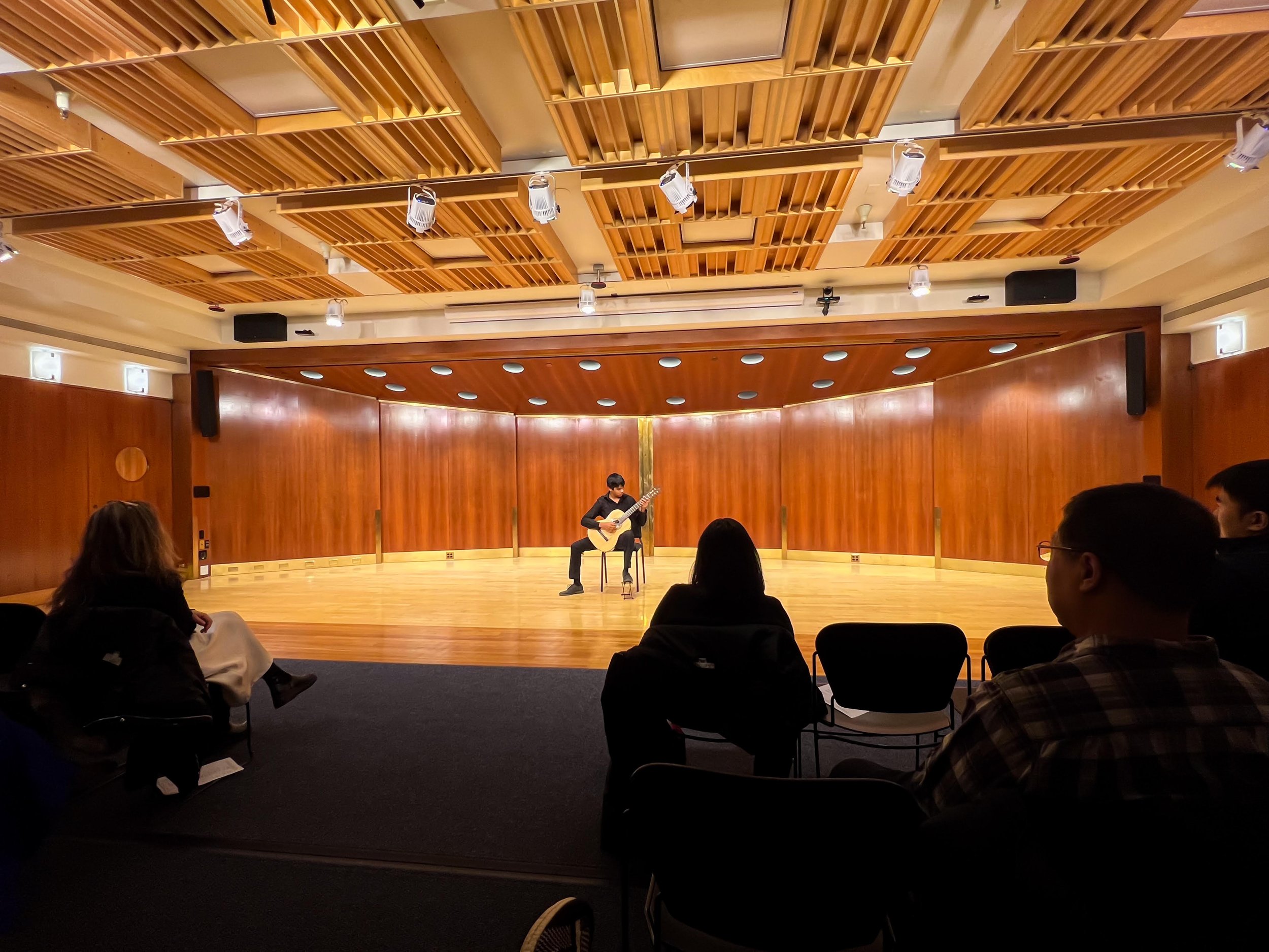 The Juilliard School elige altavoces 1 SOUND para el Morse Hall